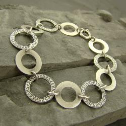 srebrna bransoletka z kołami - Bransoletki - Biżuteria