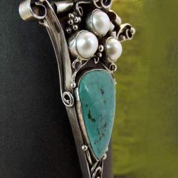 srebrny wisior z turkusem i perłami - Wisiory - Biżuteria
