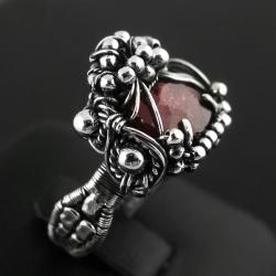 rubin,srebro,wire-wrapping,oksydowany,pierścień - Pierścionki - Biżuteria