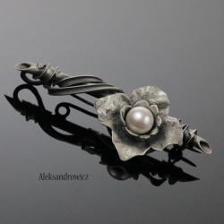 srebrna brosza z perłą,ekskluzywna,elegancka - Broszki - Biżuteria