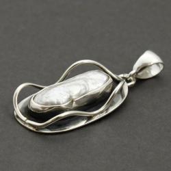 srebrny wisior z perłą - Wisiory - Biżuteria