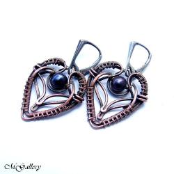 Miedziane kolczyki z perłami wire wrapping - Kolczyki - Biżuteria
