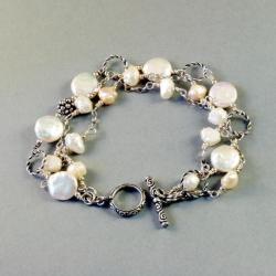srebrna bransoletka z nieregularnymi perełkami - Bransoletki - Biżuteria