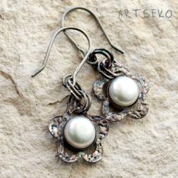 srebrne kolczyki z perłami kwiat - Kolczyki - Biżuteria