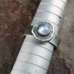 surowy pierścionek,kamień księżycowy,srebro,kuty - Pierścionki - Biżuteria