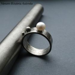 srebro,perła,surowy,asymetryczny - Pierścionki - Biżuteria