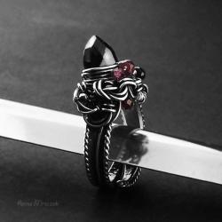 pierścień gotycki,gothic,zaręczynowy,spinel,granat - Pierścionki - Biżuteria